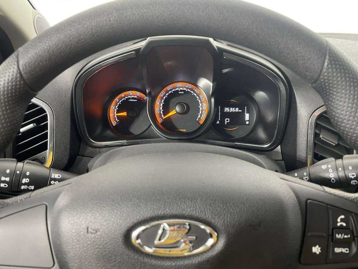 Б/У Лада (ВАЗ) ИКСРЭЙ 2021 года. Фото: #8