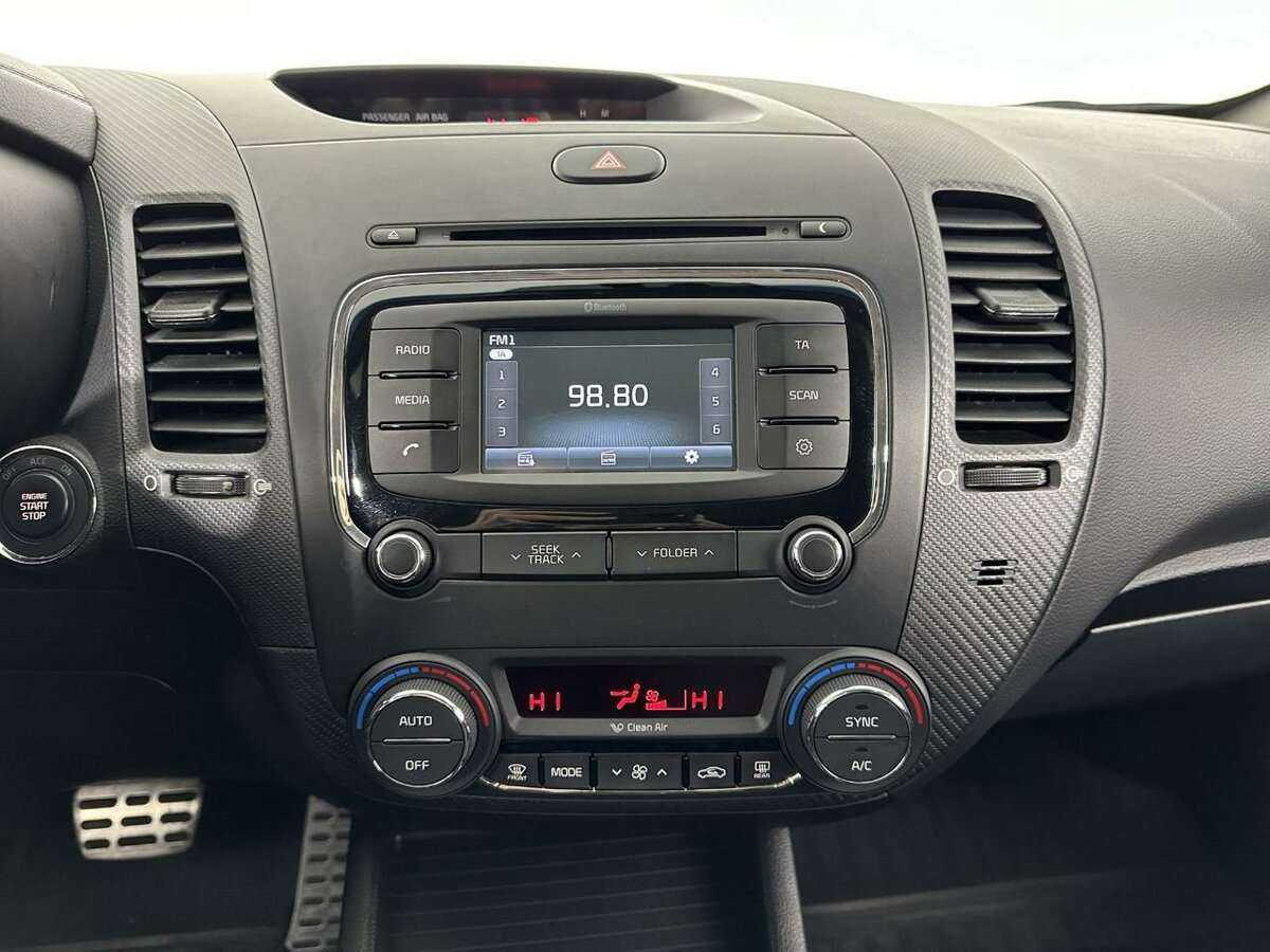 Б/У Киа Церато 2017 года. Фото: #11