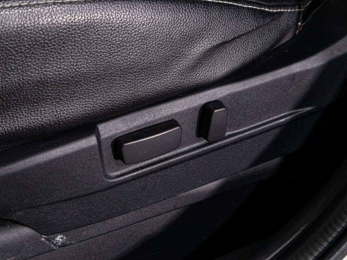 Б/У Митсубиши Оутлэндер 2017 года. Фото: #14