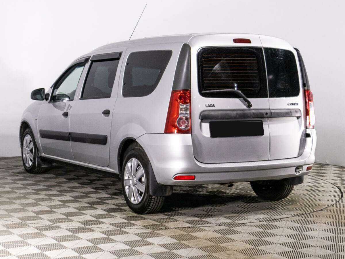 Б/У Лада (ВАЗ) Ларгус 2015 года. Фото: #6