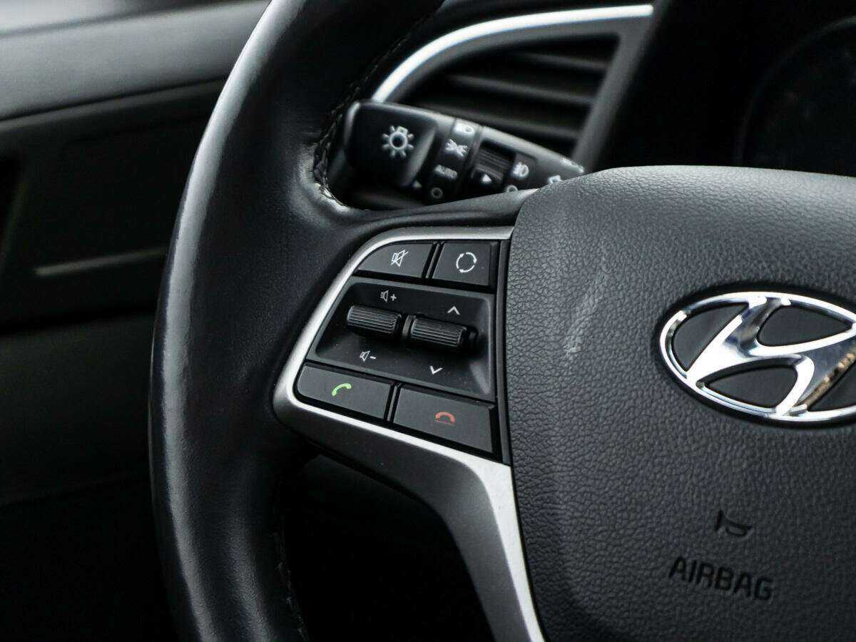 Б/У Хендай Елантра 2016 года. Фото: #18