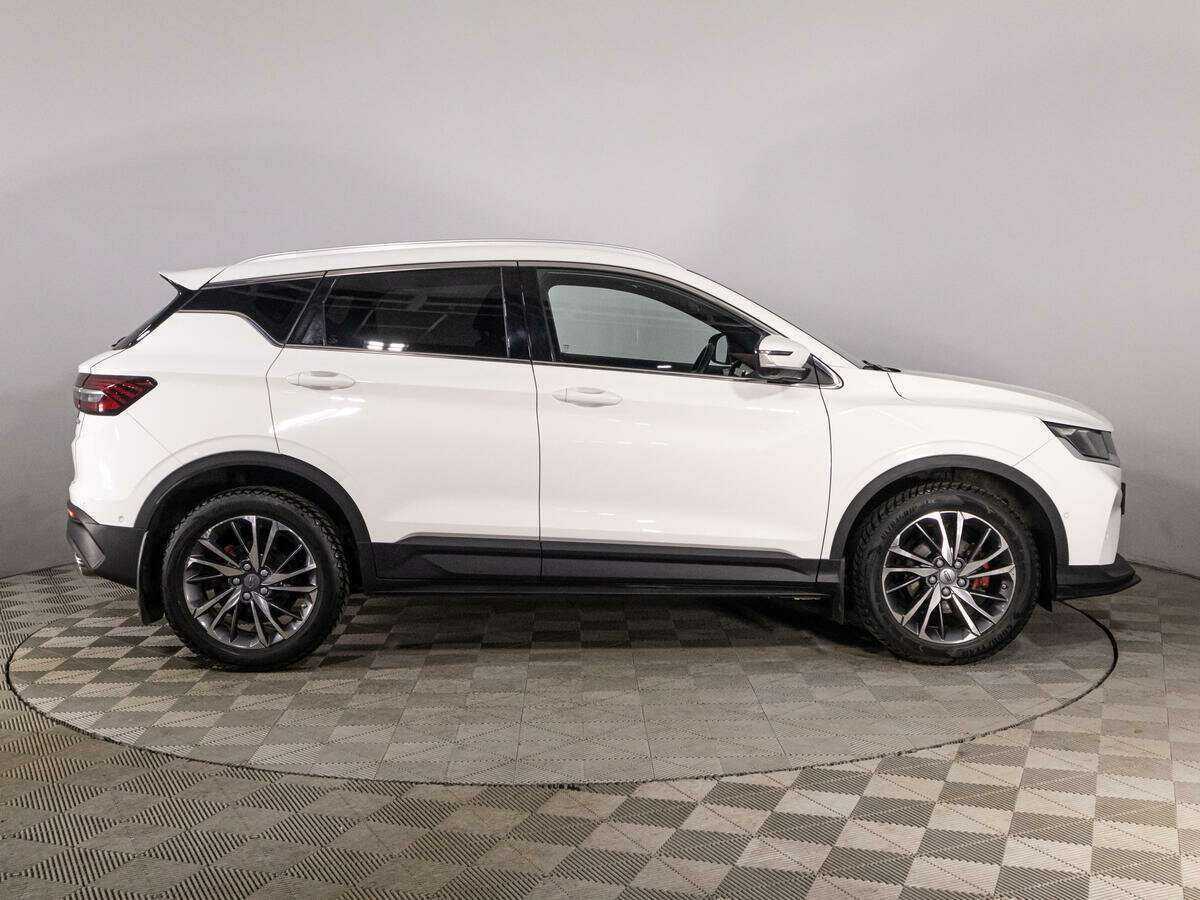 Б/У Джили Кулрэй 2021 года. Фото: #3