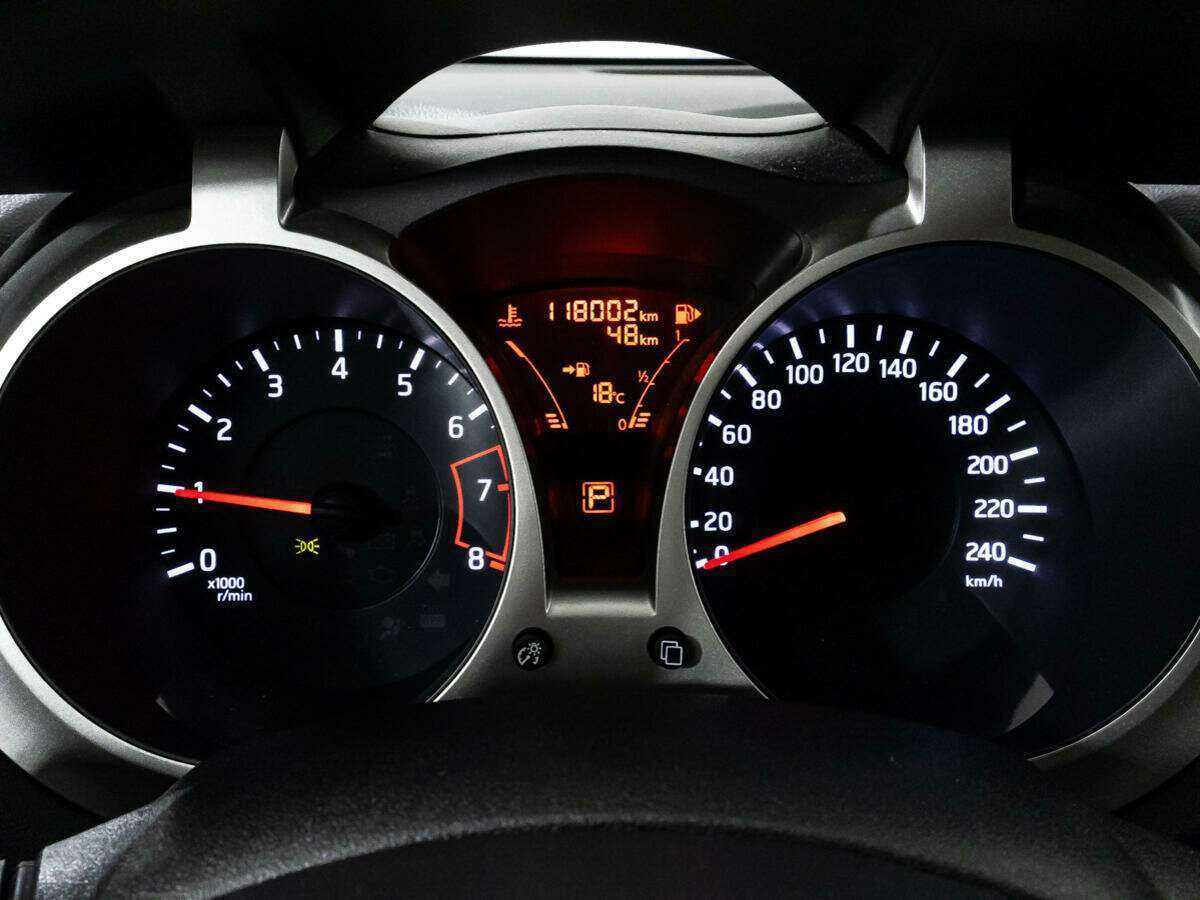 Б/У Ниссан Жук 2014 года. Фото: #11