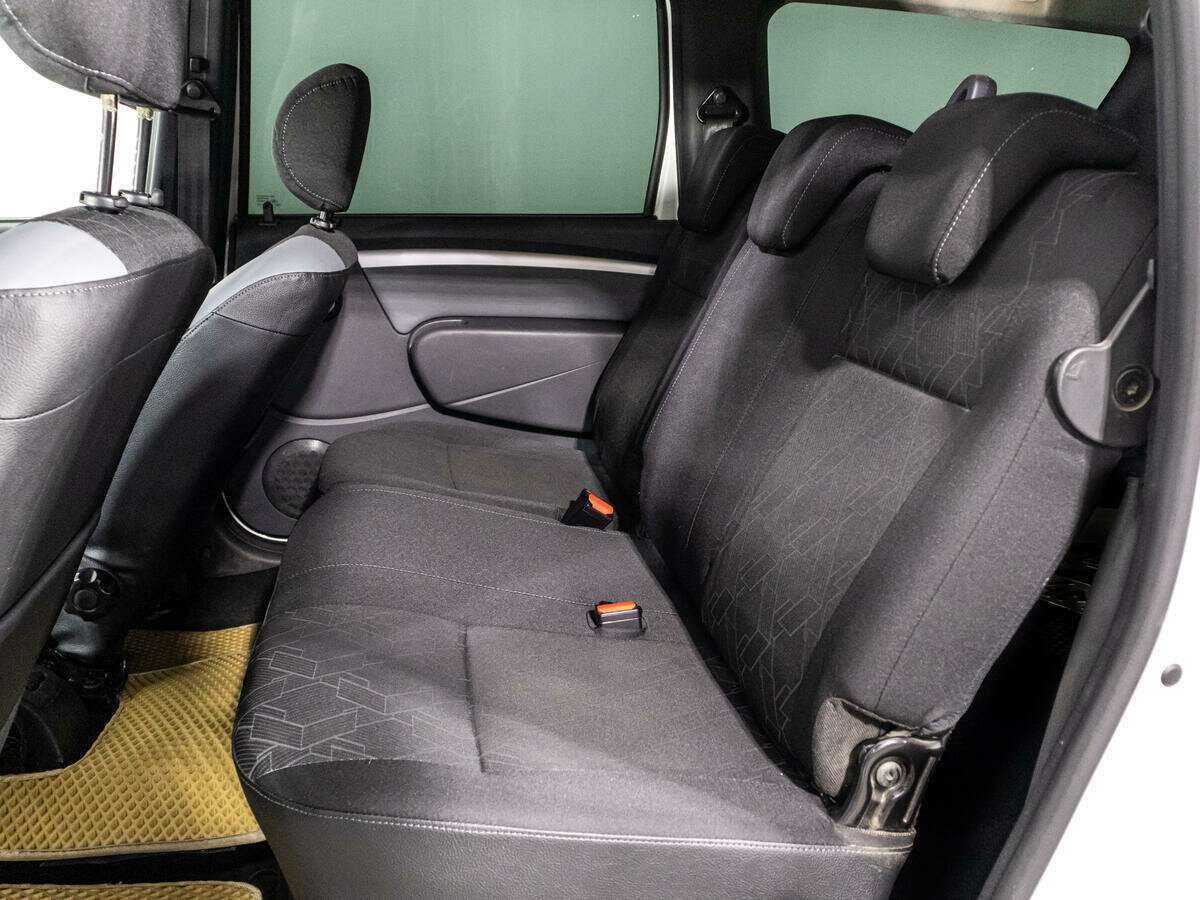 Б/У Лада (ВАЗ) Ларгус 2019 года. Фото: #9