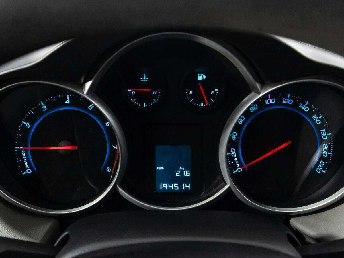 Б/У Шевроле Круз 2012 года. Фото: #11