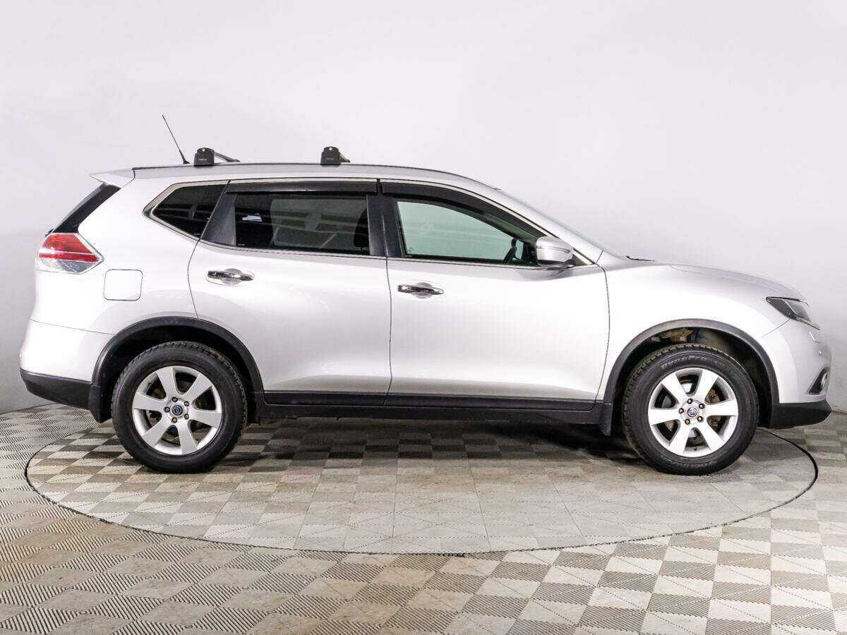 Б/У Ниссан Икс-Трейл 2016 года. Фото: #3