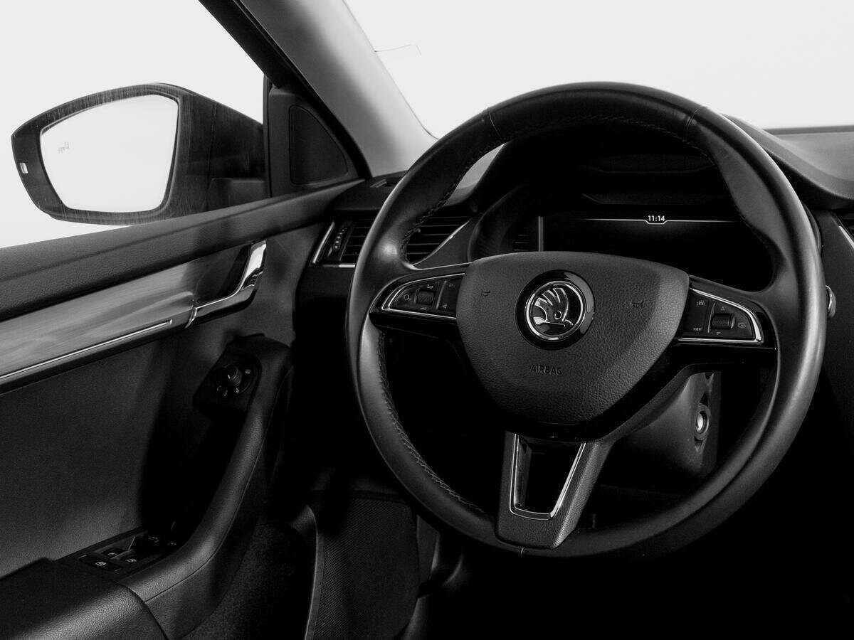 Б/У Шкода Октавия 2018 года. Фото: #13