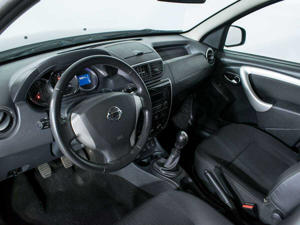 Б/У Ниссан Террано 2016 года. Фото: #12