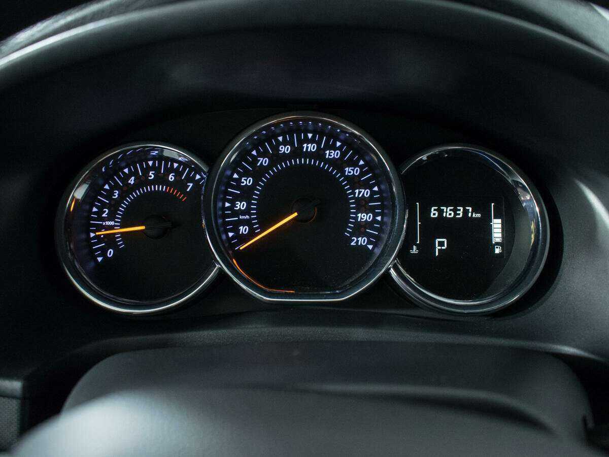 Б/У Рено Логан 2020 года. Фото: #10