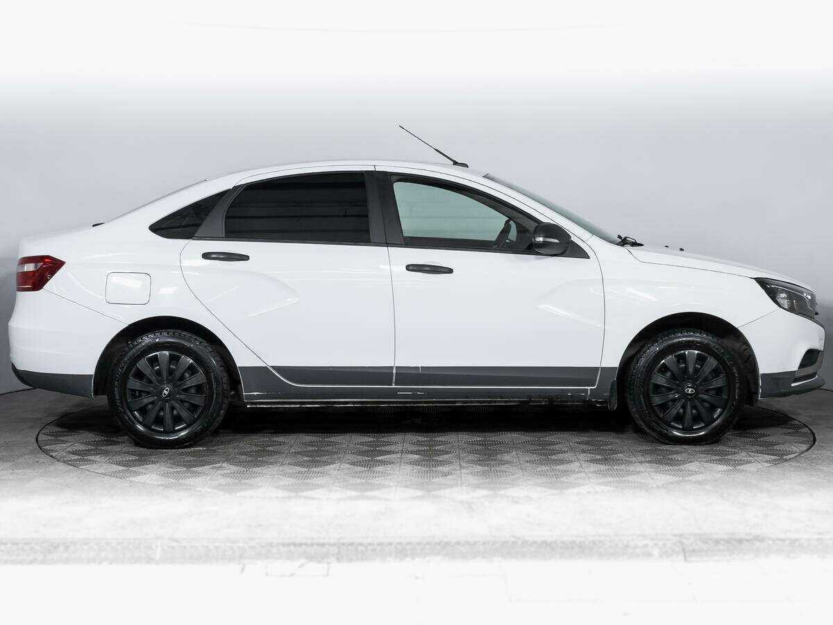 Б/У Лада (ВАЗ) Веста 2019 года. Фото: #3