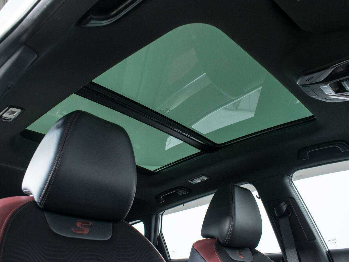 Б/У Джили Кулрэй 2021 года. Фото: #13