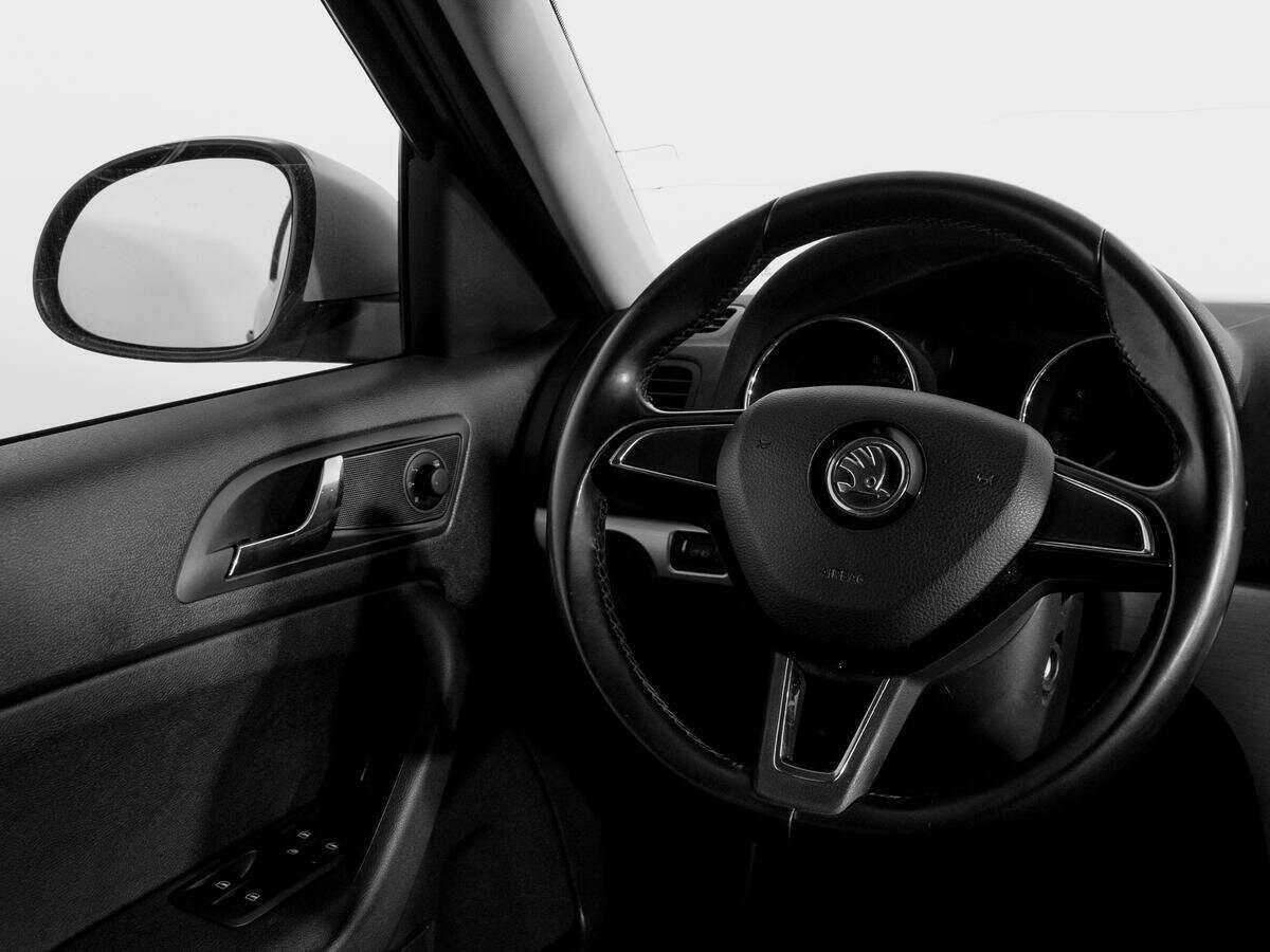 Б/У Шкода Йети 2015 года. Фото: #13