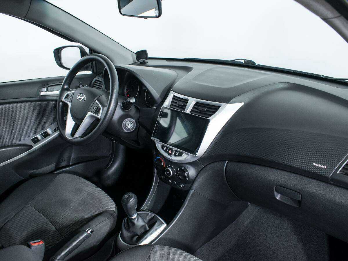 Б/У Хендай Солярис 2012 года. Фото: #8