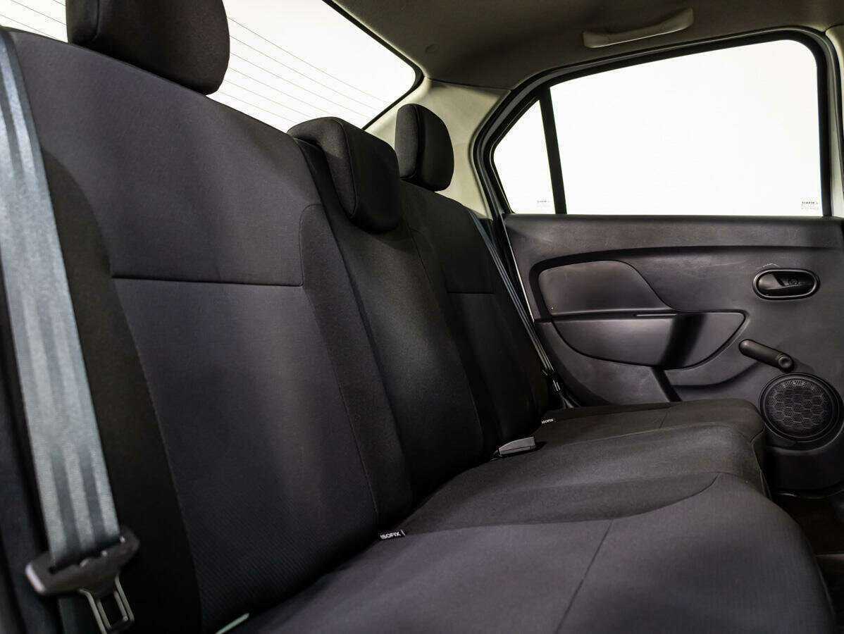 Б/У Рено Логан 2019 года. Фото: #10