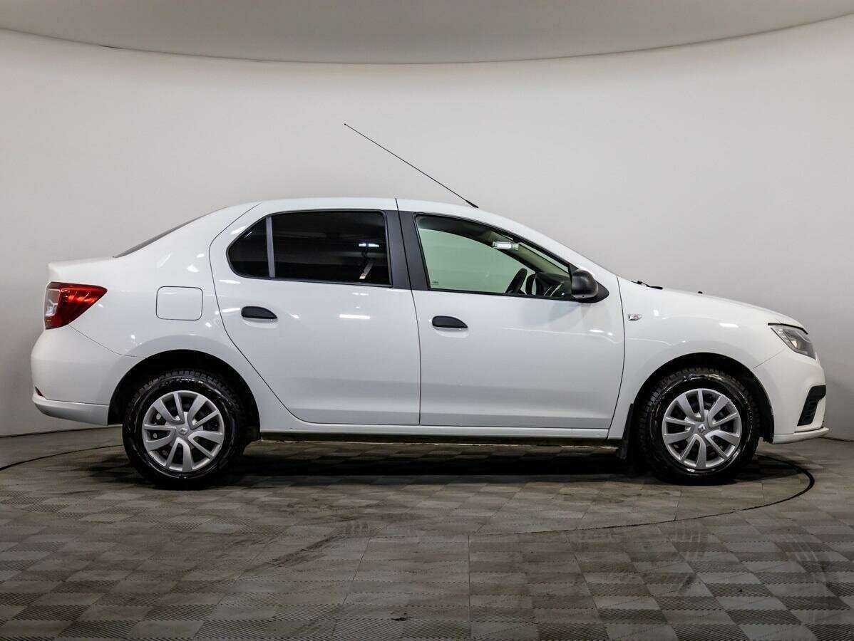 Б/У Рено Логан 2019 года. Фото: #2