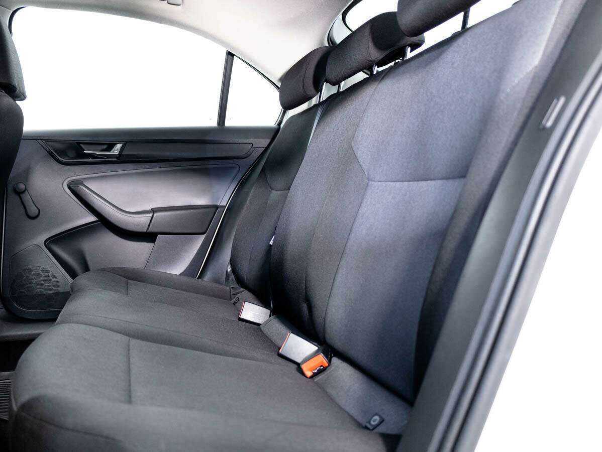 Б/У Шкода Рапид 2017 года. Фото: #12