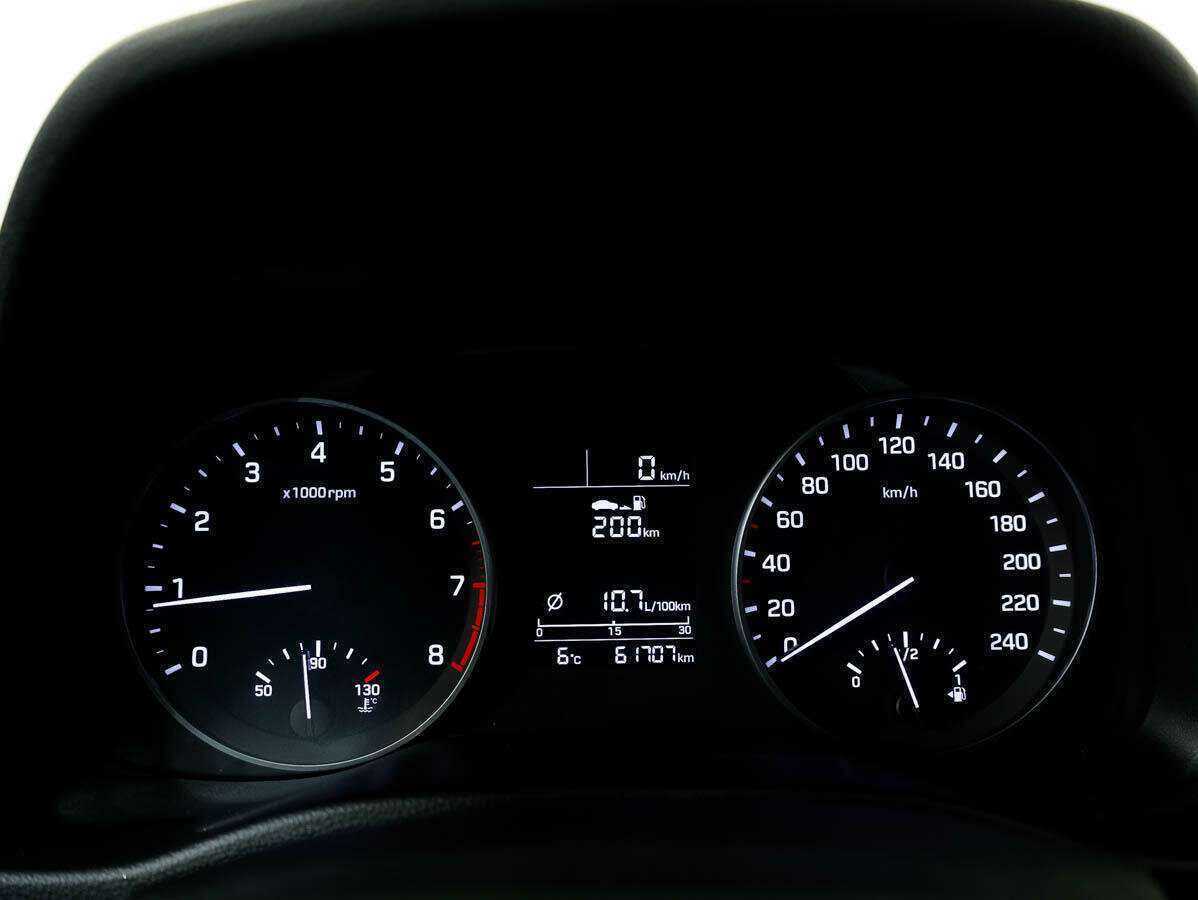 Б/У Хендай Елантра 2018 года. Фото: #19