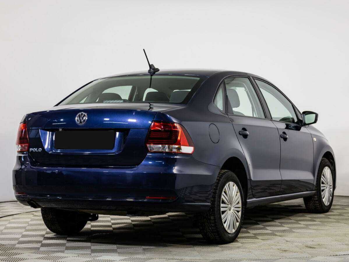 Б/У Фольксваген Поло 2017 года. Фото: #2