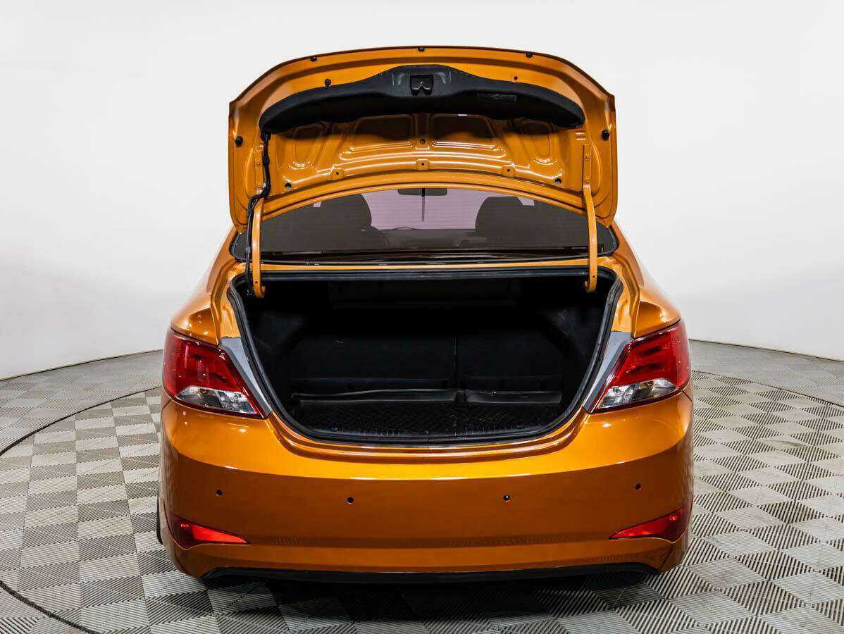 Б/У Хендай Солярис 2014 года. Фото: #17