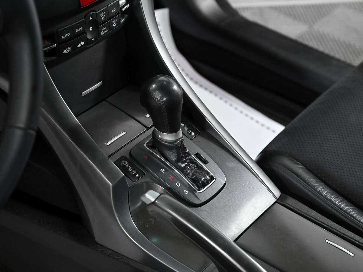 Б/У Хонда Аккорд 2012 года. Фото: #6