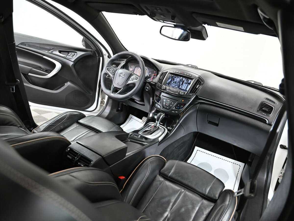 Б/У Опель Инсигния 2014 года. Фото: #8