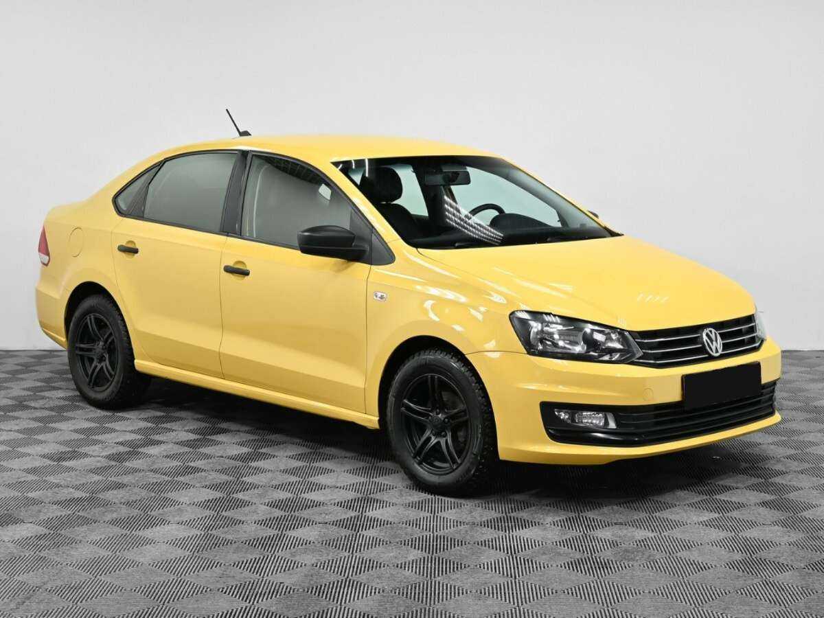 Б/У Фольксваген Поло 2017 года. Фото: #2