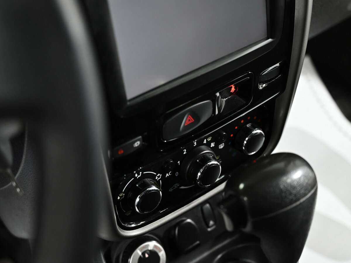 Б/У Рено Дастер 2014 года. Фото: #8