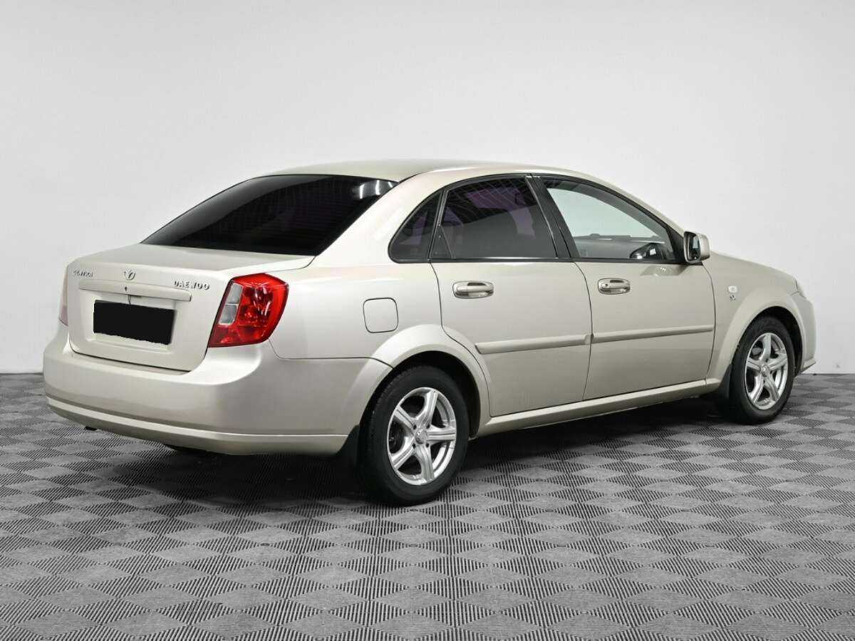 Б/У Дэу Гентра 2014 года. Фото: #1