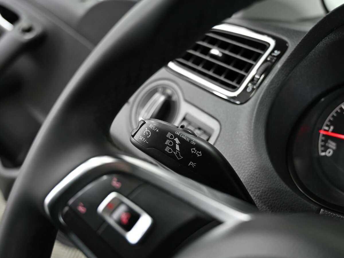 Б/У Фольксваген Поло 2019 года. Фото: #6