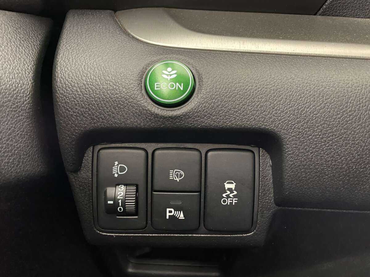 Б/У Хонда ЦР-В 2013 года. Фото: #20