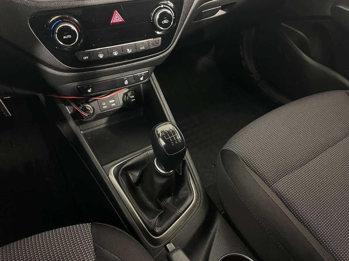 Б/У Хендай Солярис 2017 года. Фото: #13