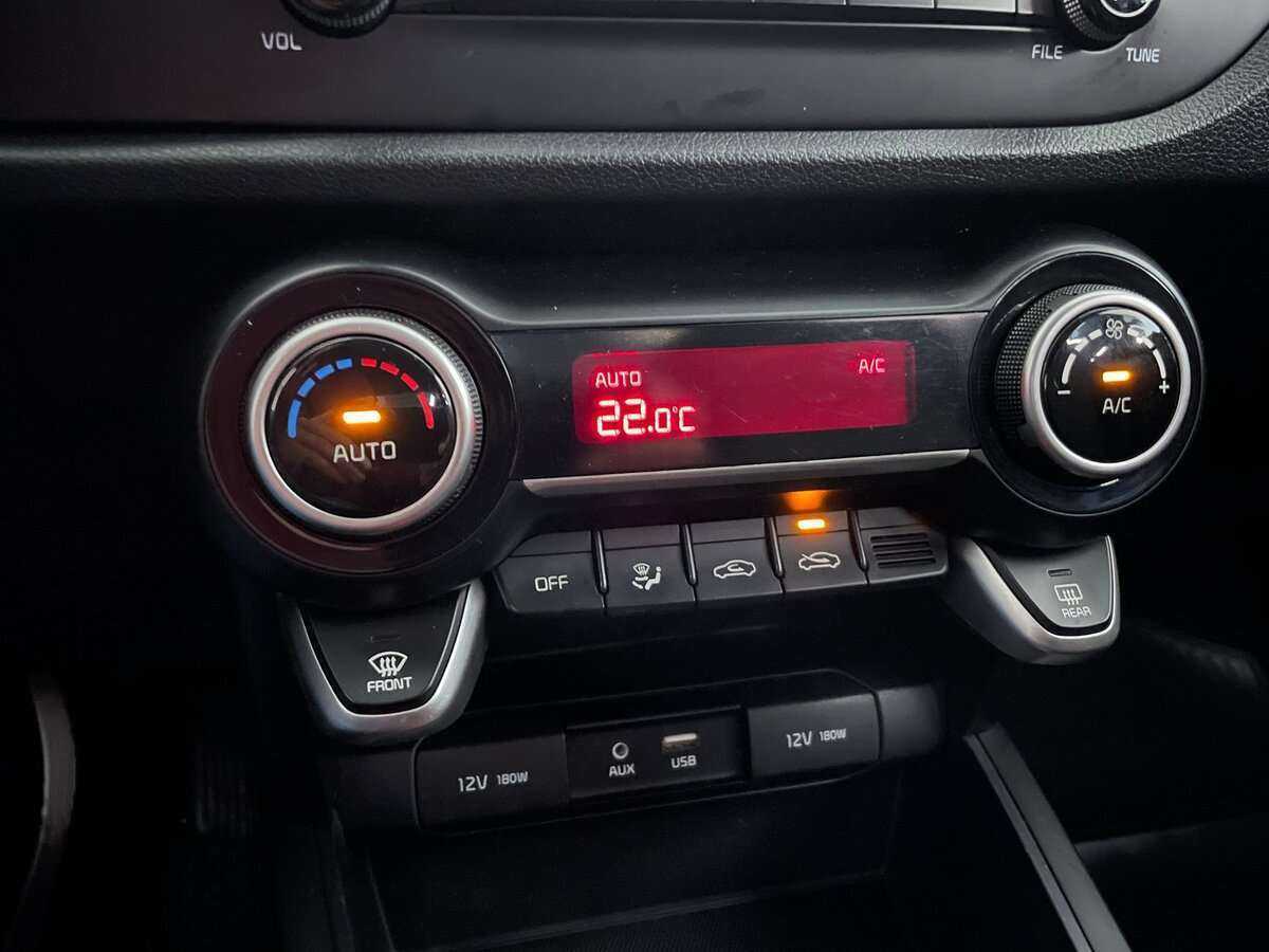 Б/У Киа Рио 2019 года. Фото: #13