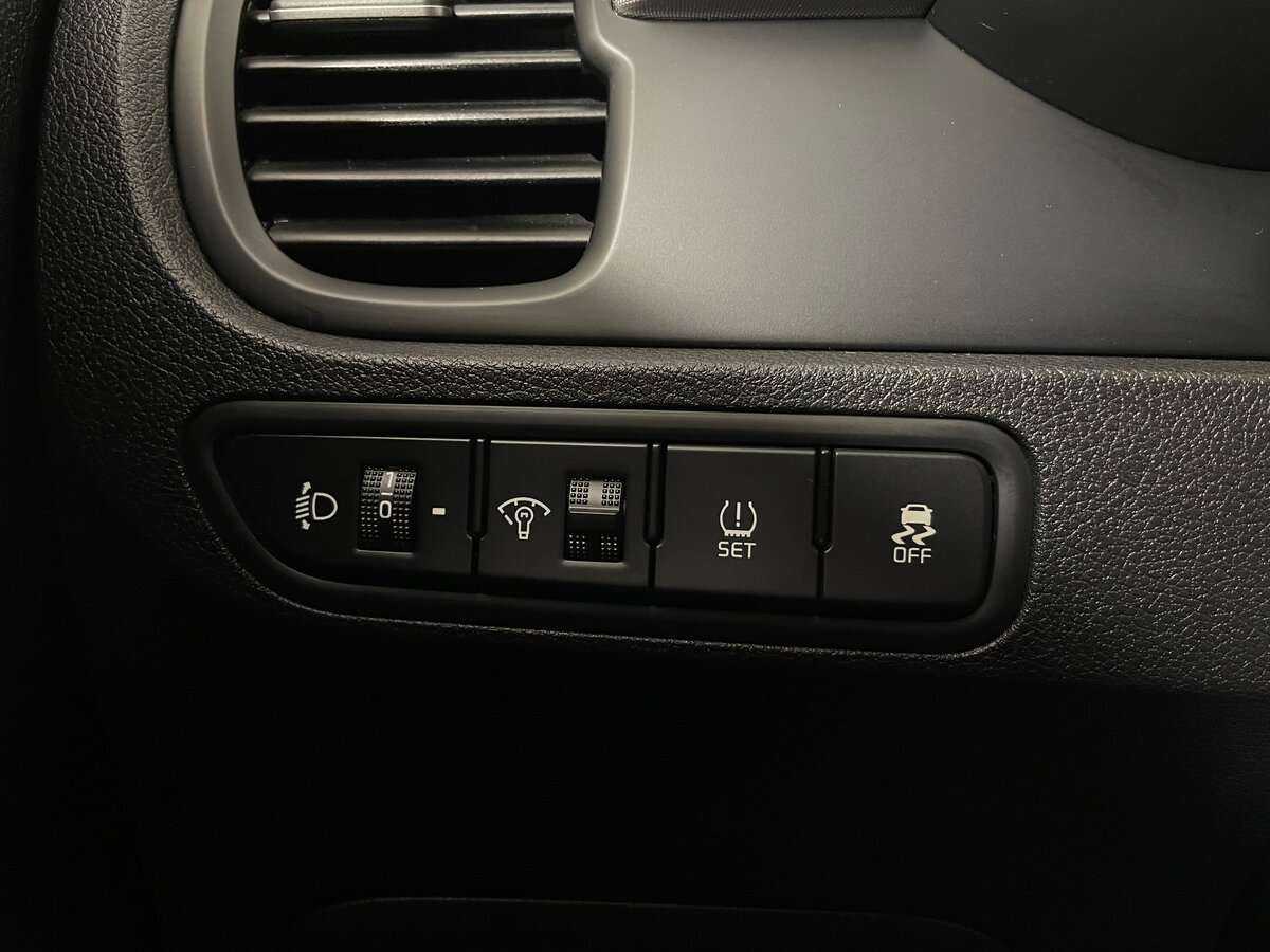 Б/У Киа Рио 2019 года. Фото: #17