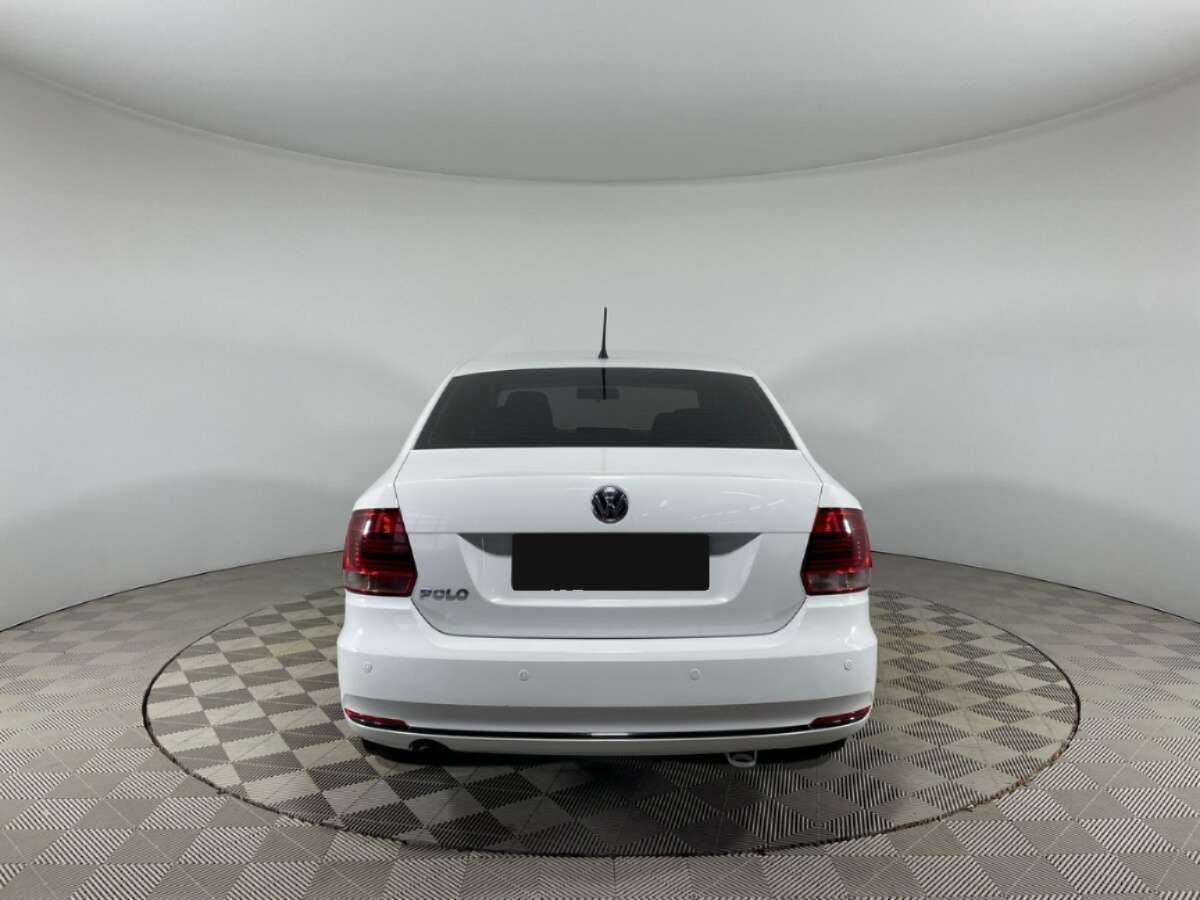 Б/У Фольксваген Поло 2016 года. Фото: #4