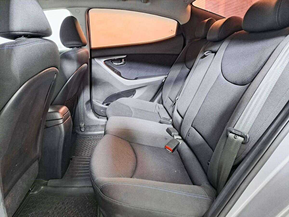 Б/У Хендай Елантра 2013 года. Фото: #9