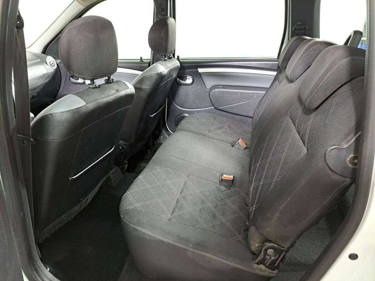 Б/У Лада (ВАЗ) Ларгус 2019 года. Фото: #9