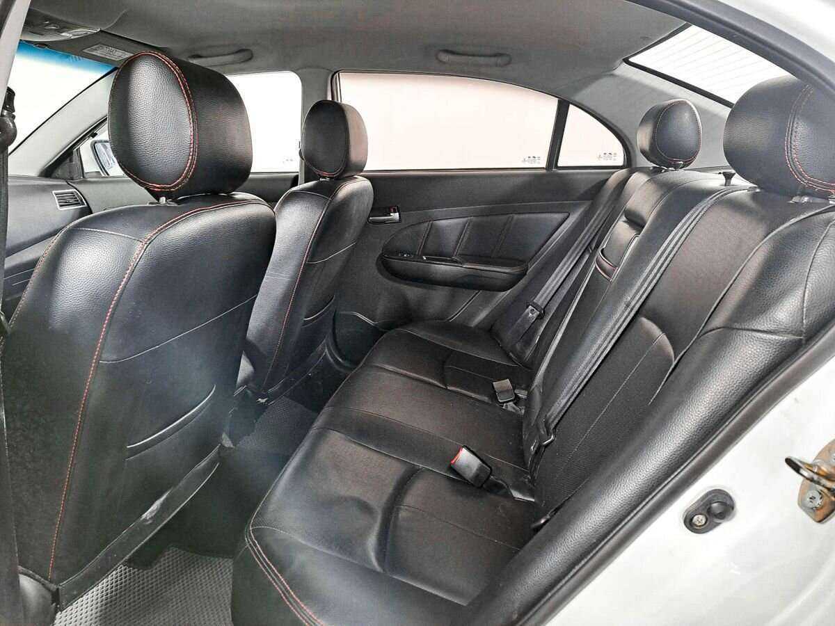 Б/У Лифан Солано 2016 года. Фото: #9