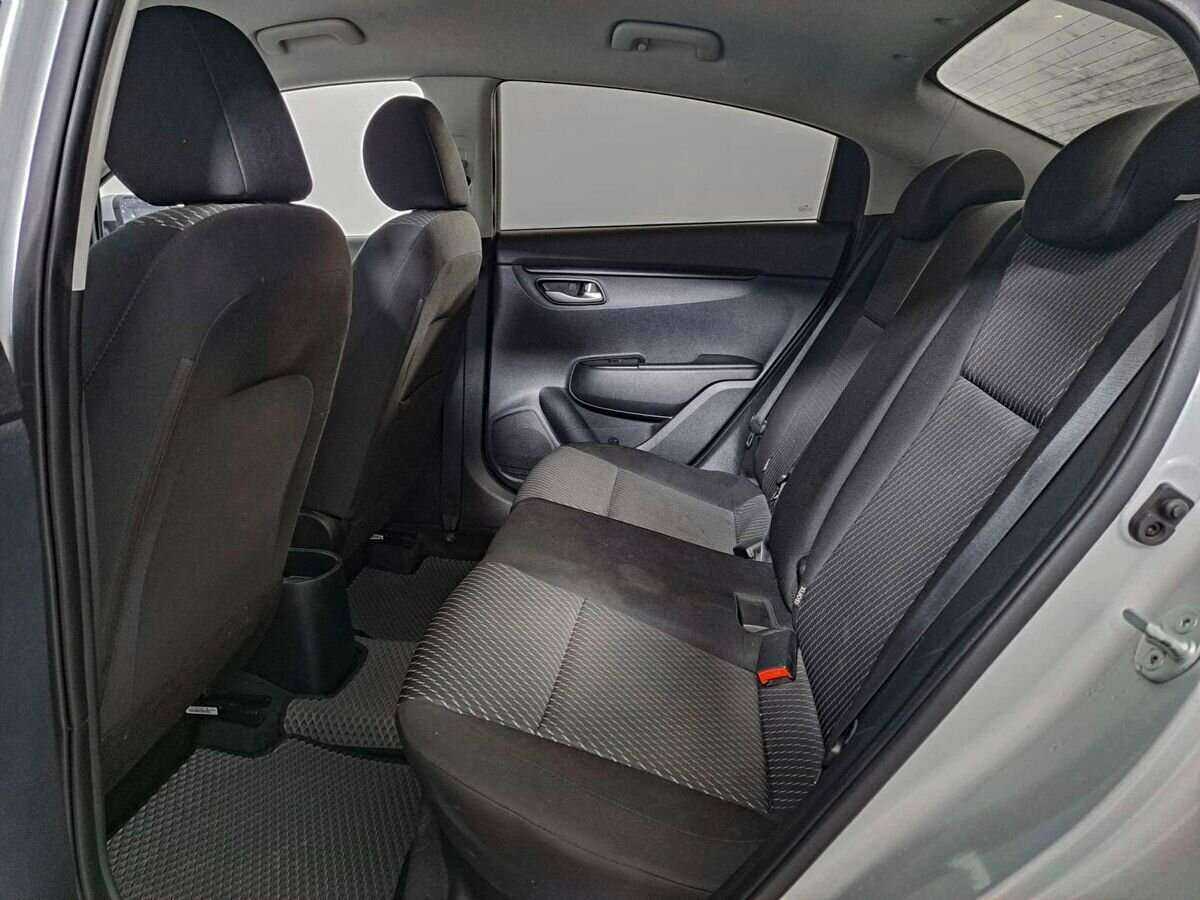 Б/У Киа Рио 2018 года. Фото: #7