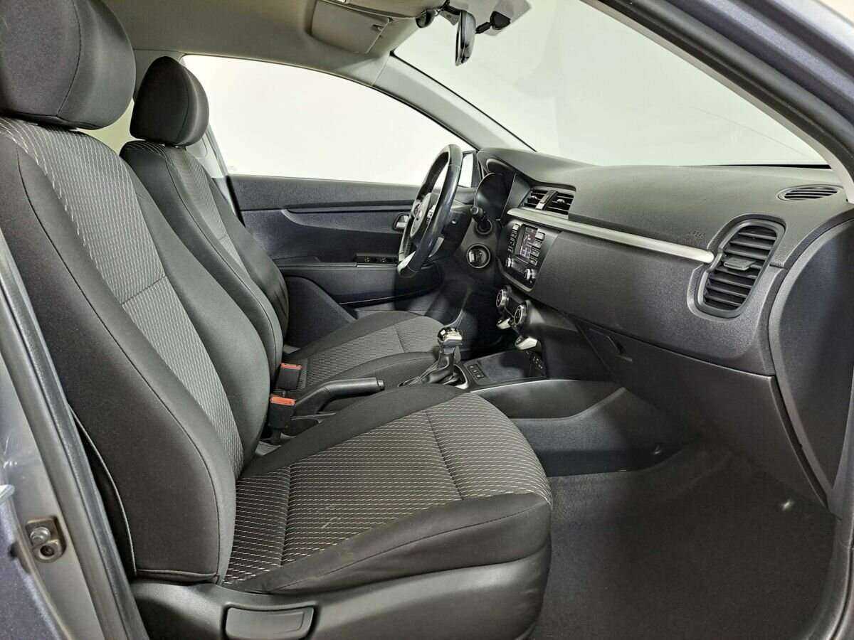 Б/У Киа Рио 2018 года. Фото: #9