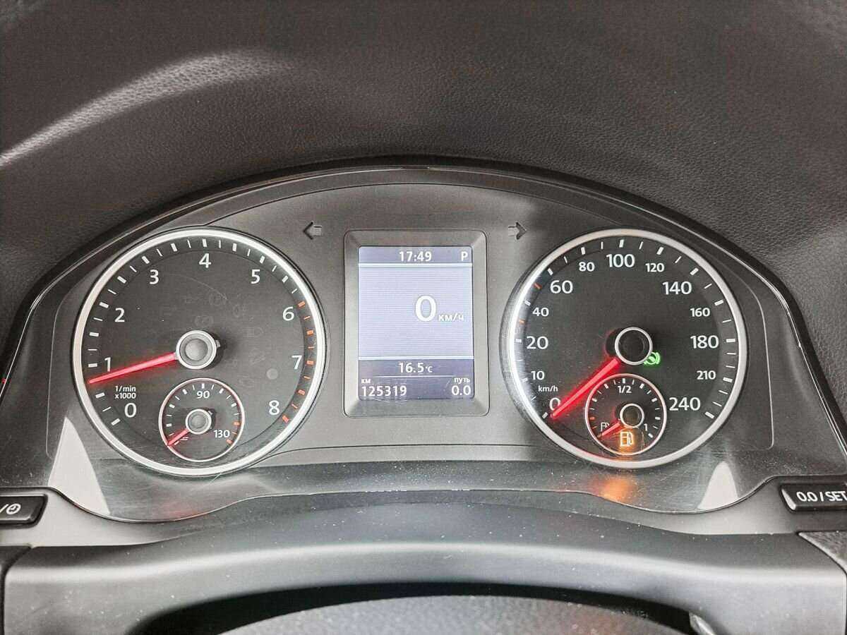 Б/У Фольксваген Тигуан 2012 года. Фото: #8