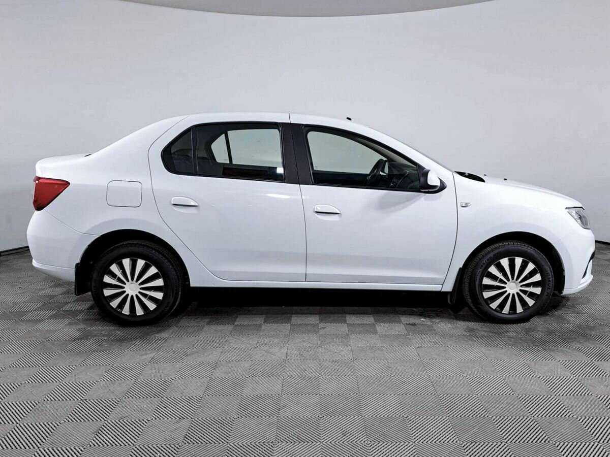 Б/У Рено Логан 2021 года. Фото: #3