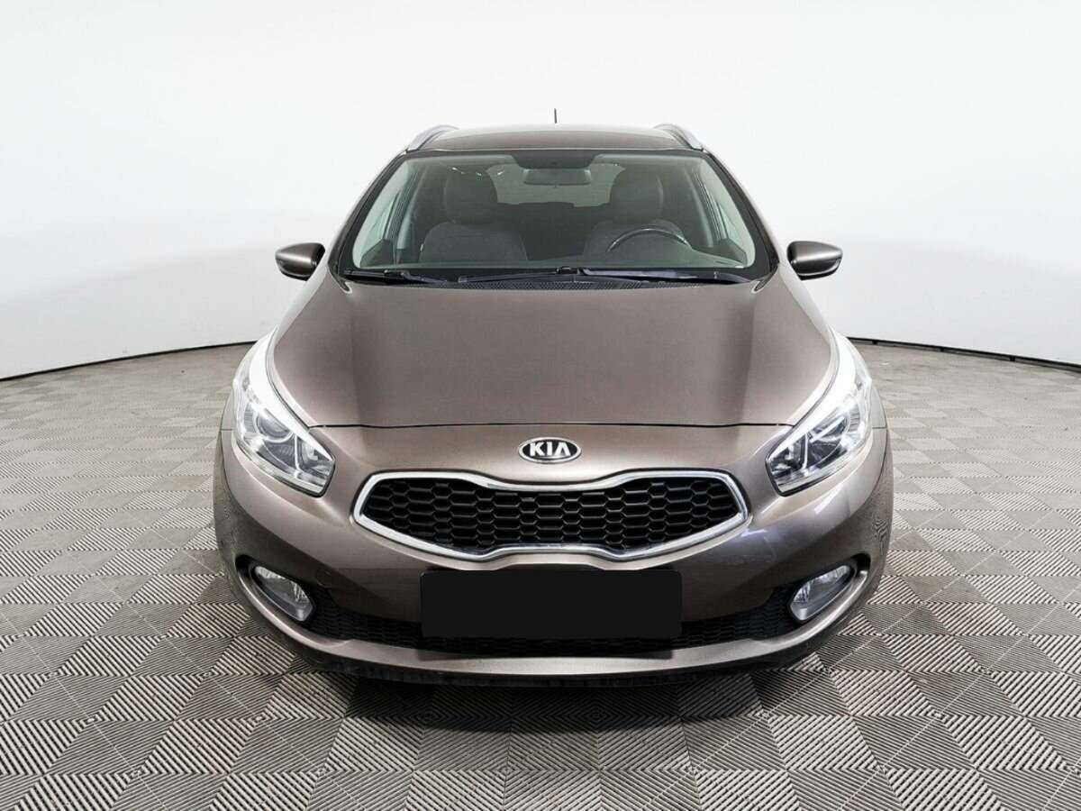 Б/У Киа Сид 2015 года. Фото: #1