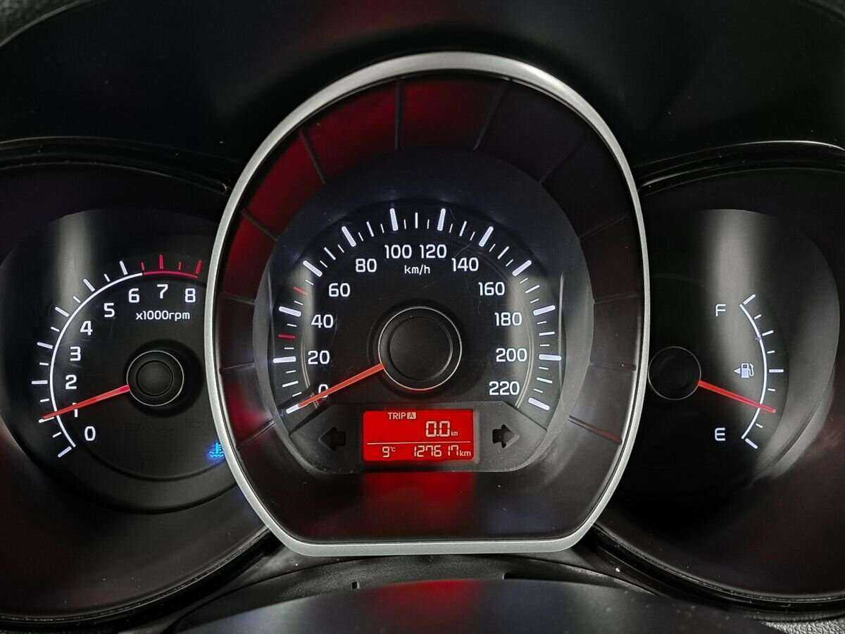 Б/У Киа Рио 2017 года. Фото: #8