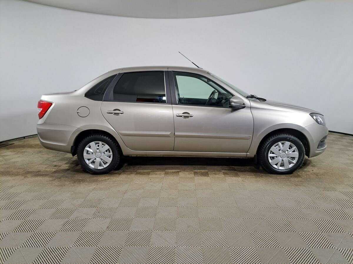 Б/У Лада (ВАЗ) Гранта 2020 года. Фото: #3