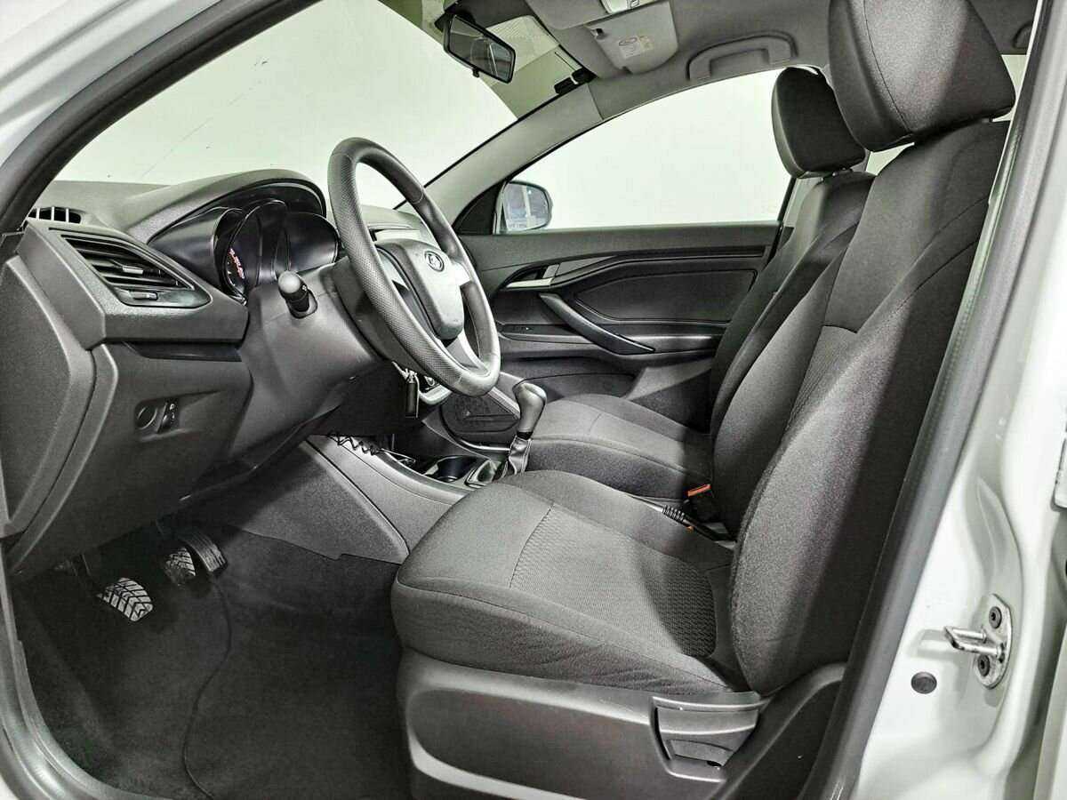 Б/У Лада (ВАЗ) Веста 2019 года. Фото: #11