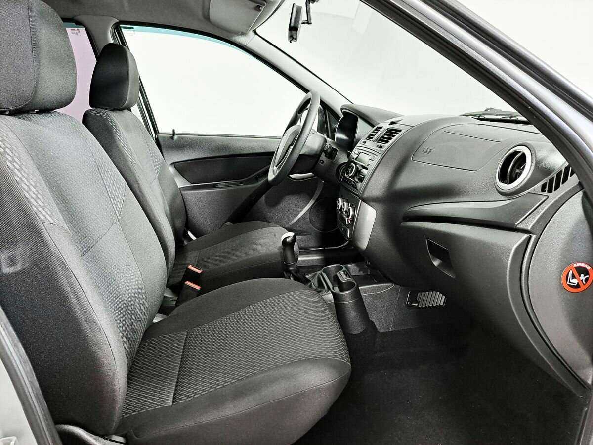 Б/У Лада (ВАЗ) Калина 2016 года. Фото: #6