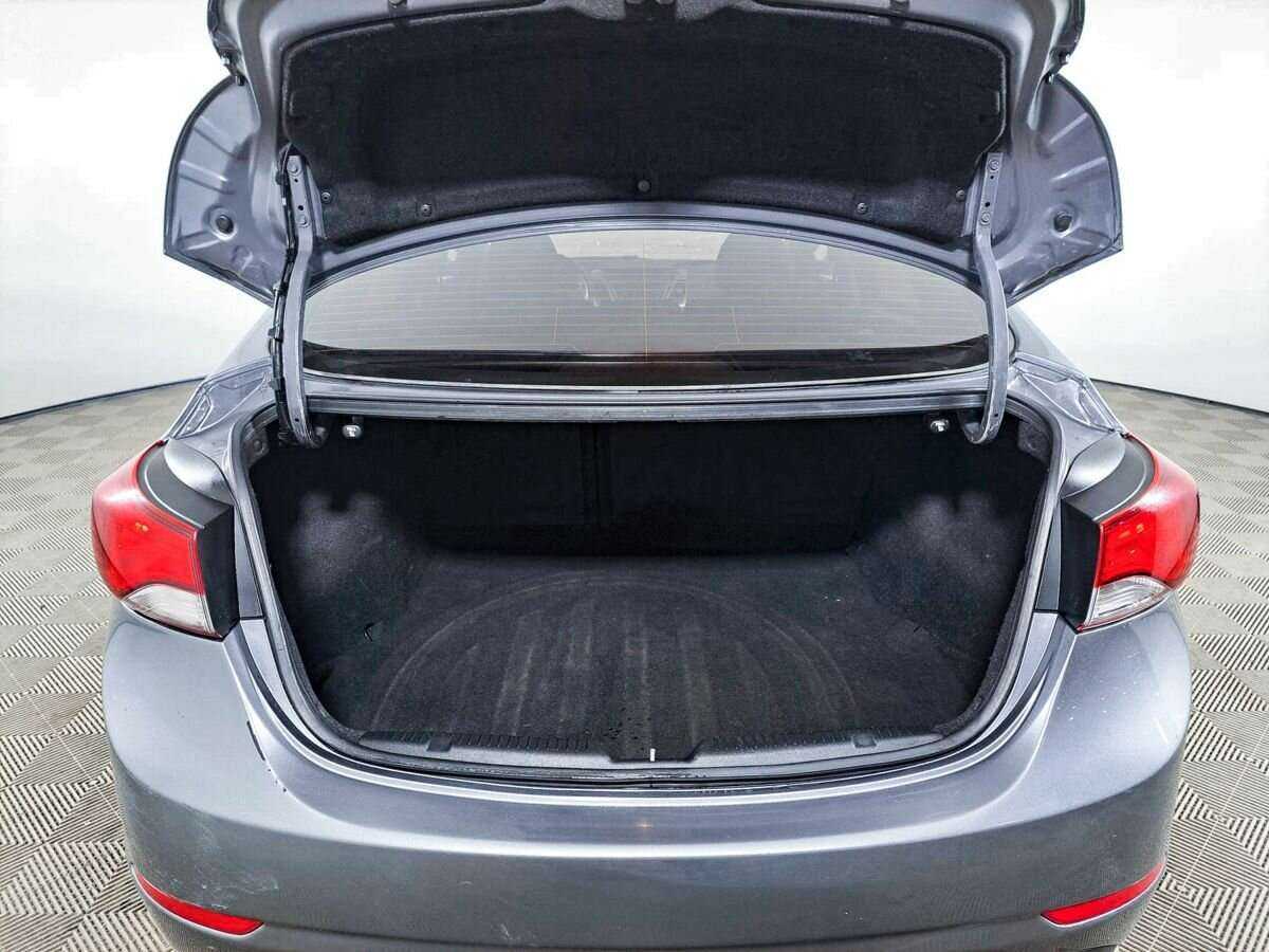 Б/У Хендай Елантра 2015 года. Фото: #9