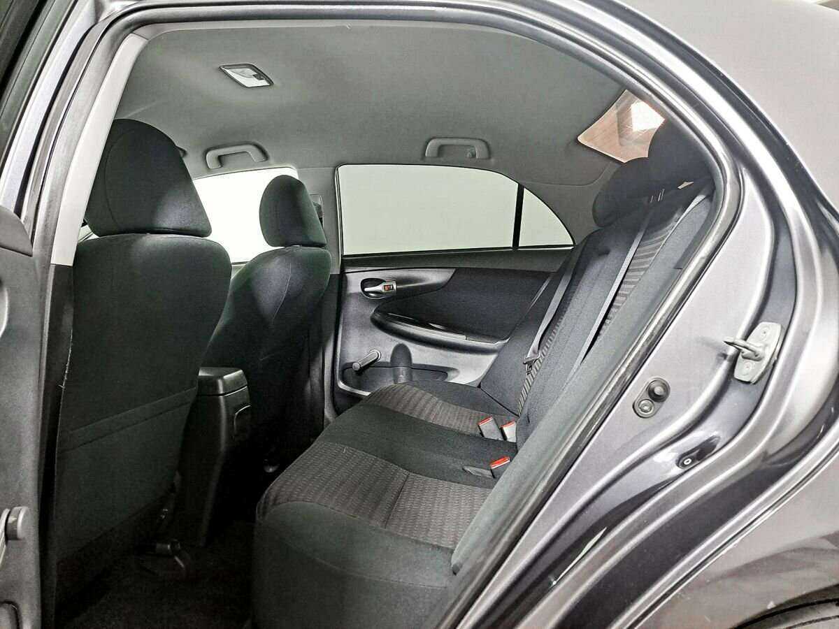 Б/У Тойота Королла 2012 года. Фото: #9