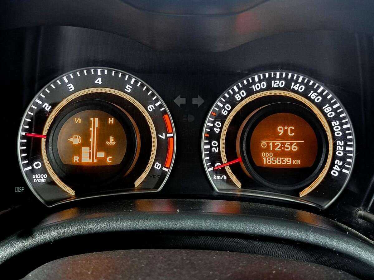 Б/У Тойота Королла 2012 года. Фото: #10