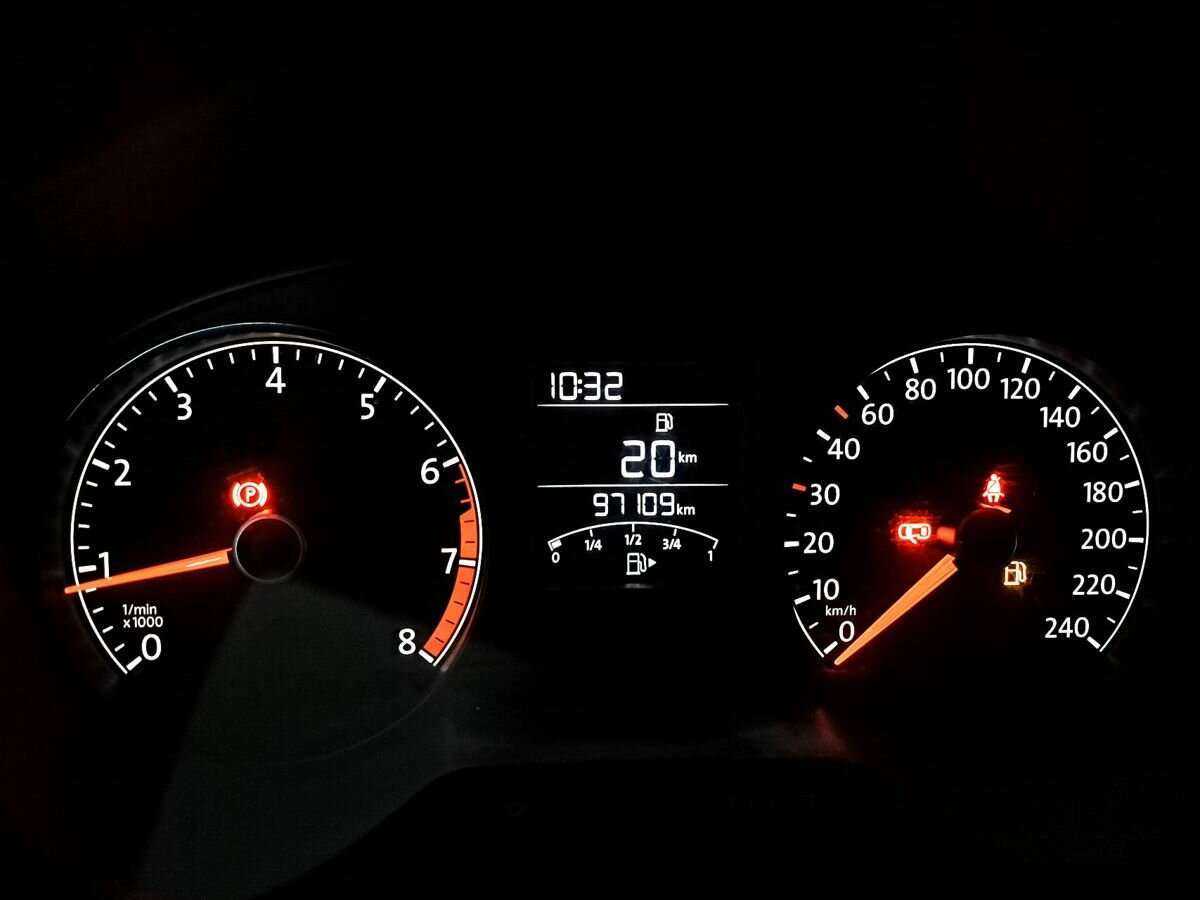 Б/У Фольксваген Поло 2016 года. Фото: #10